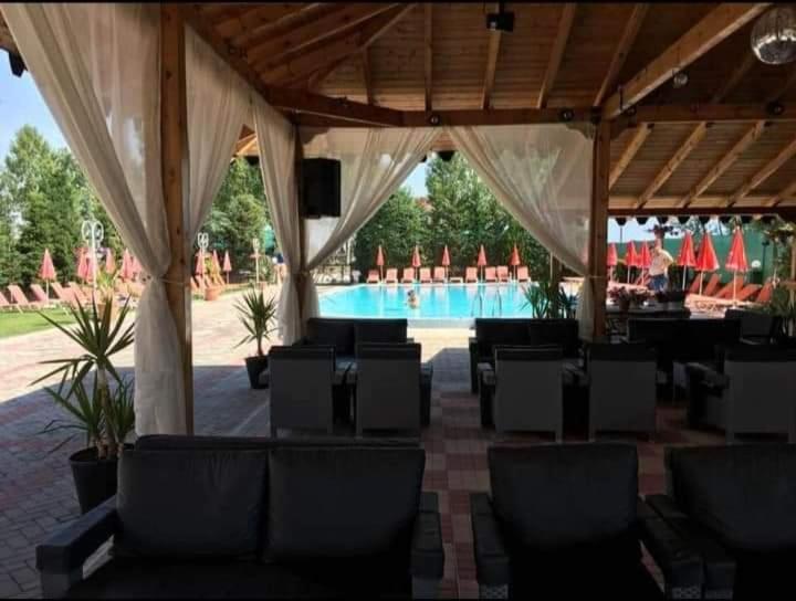 House Of Horses Shtepia E Kuajve Hotel 3*