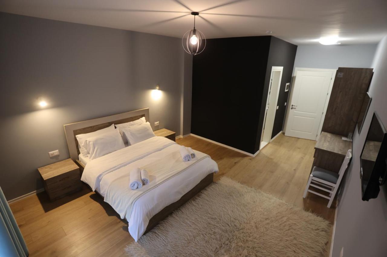 House Of Horses Shtepia E Kuajve 3* Korce