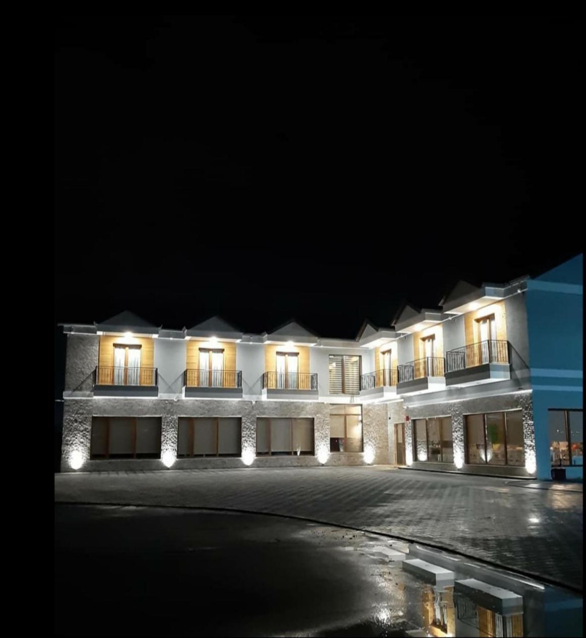 House Of Horses Shtepia E Kuajve 3* Korce